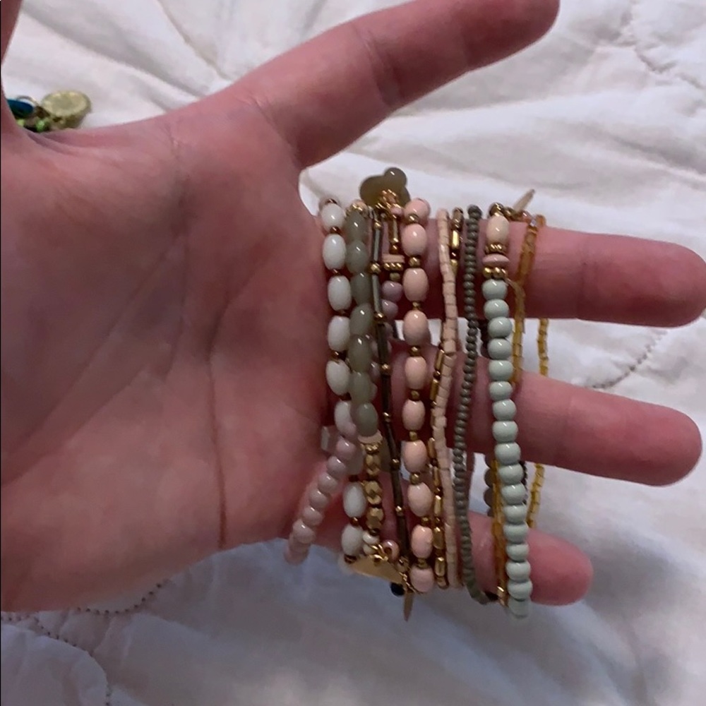 Boutique stack set